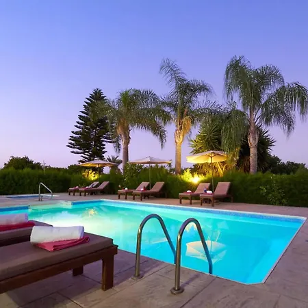 Villa Yiolani By